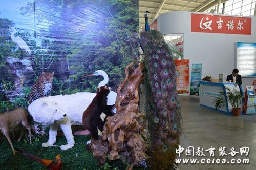 第70屆中國(guó)教育裝備展 棲霞市弘儒生物亮相(圖3)