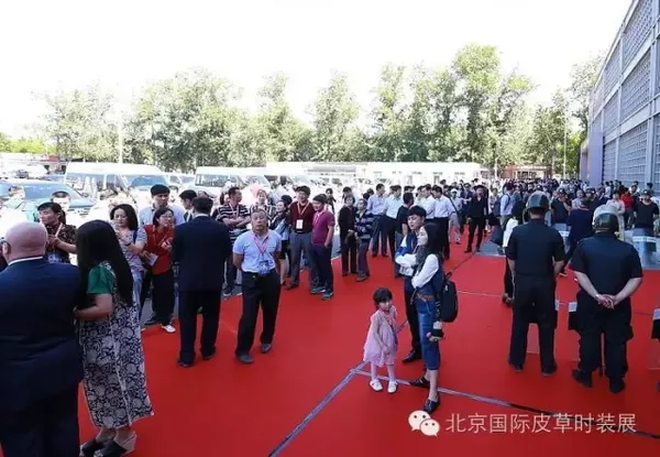 2016北京國際皮草時裝展盛大起航 精彩絕倫(圖5)